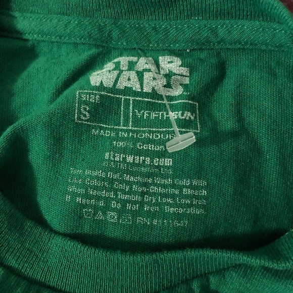 💛 Star Wars Yoda Green Christmas Shirt S NWOT - Picture 3 of 3